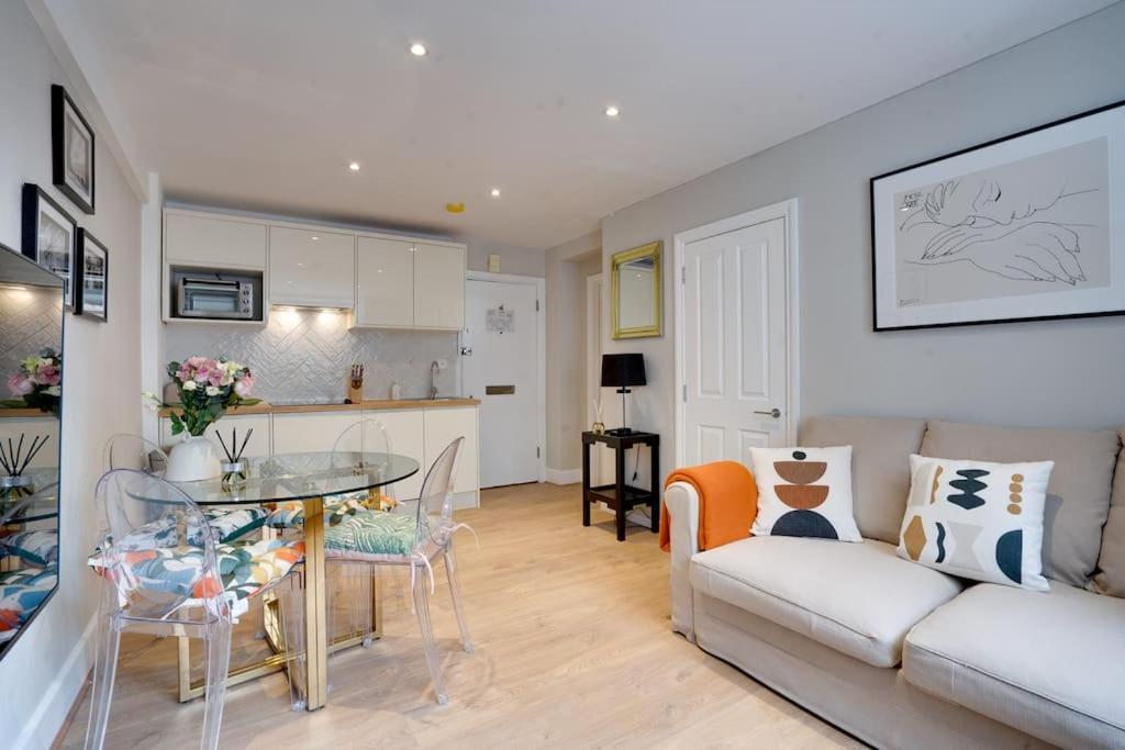 Glamorous Art Deco Flat In Chelsea London Bagian luar foto